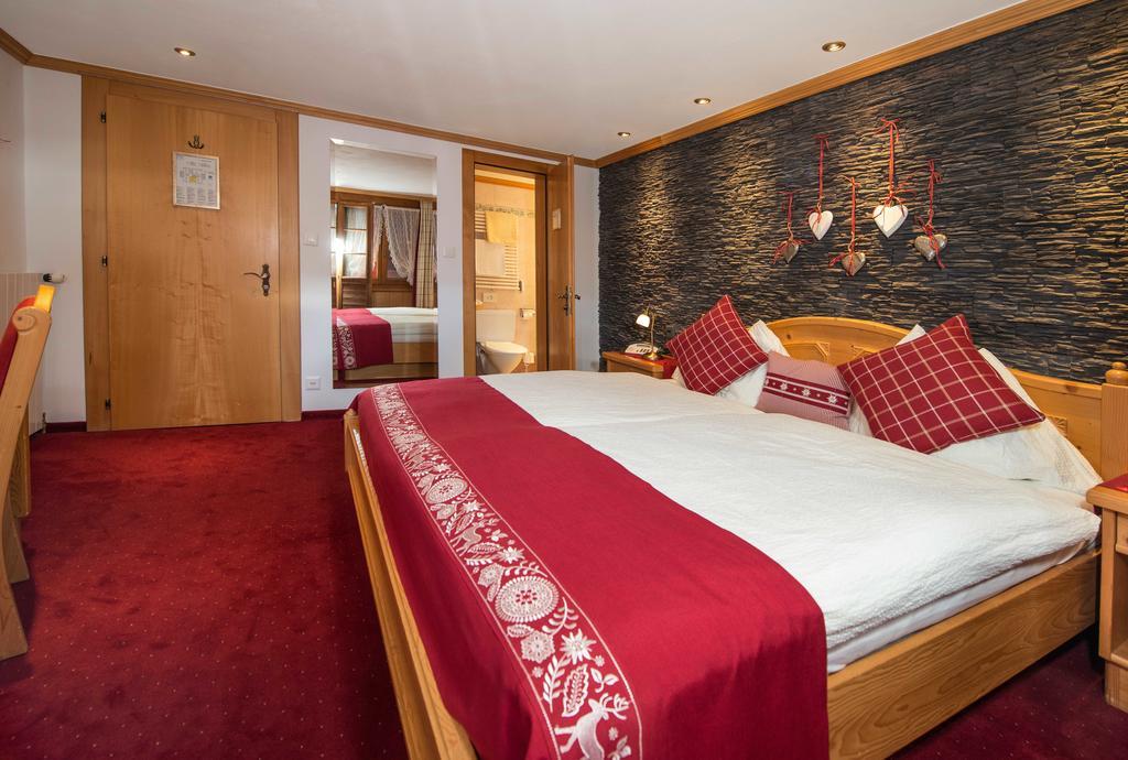 צרמט Hotel Dufour Alpin Superior - Adults Only מראה חיצוני תמונה