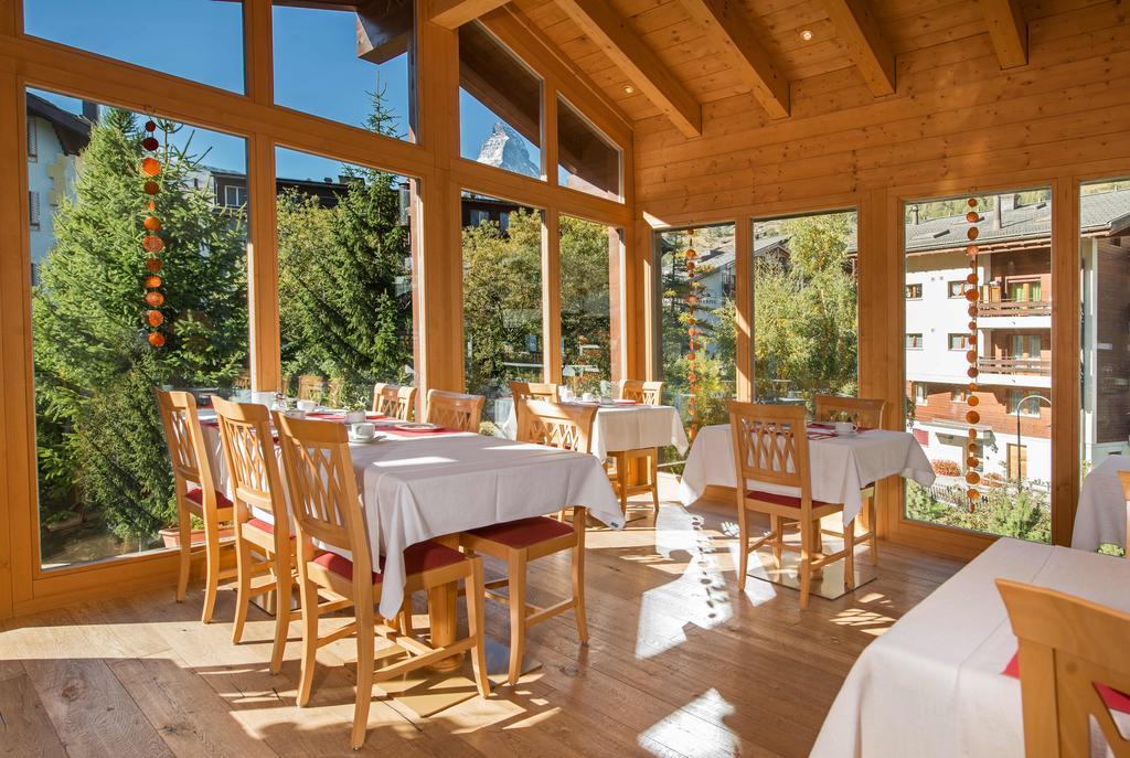 צרמט Hotel Dufour Alpin Superior - Adults Only מראה חיצוני תמונה