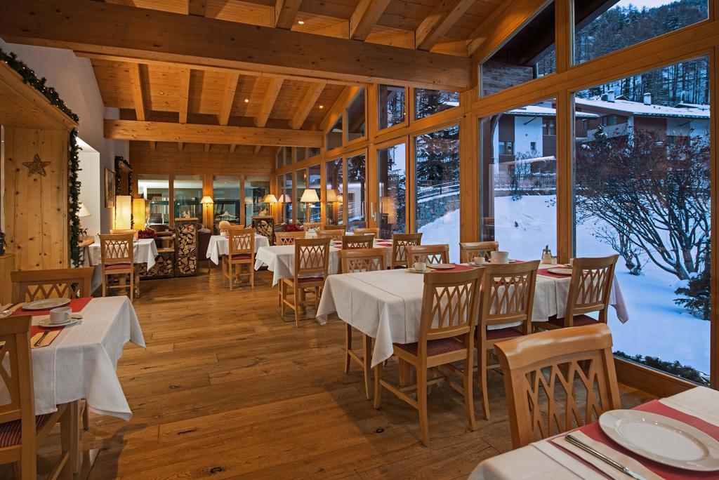 צרמט Hotel Dufour Alpin Superior - Adults Only מראה חיצוני תמונה
